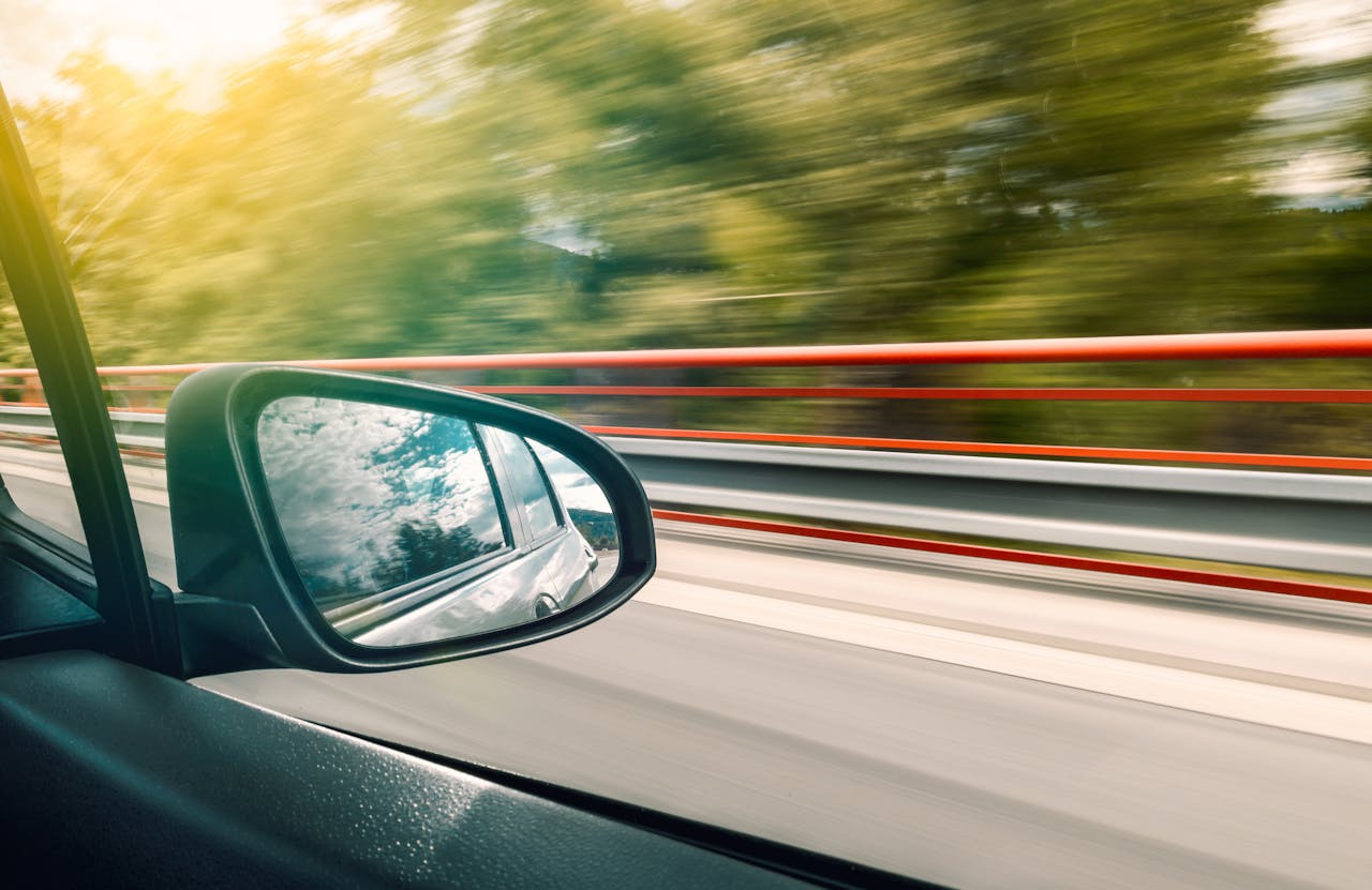 Dit is waarom het erg belangrijk is je auto te verzekeren als je in de bouw werk